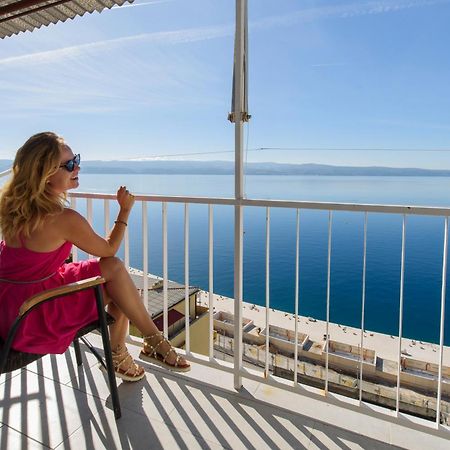Sunny Apartment Omiš Exteriér fotografie