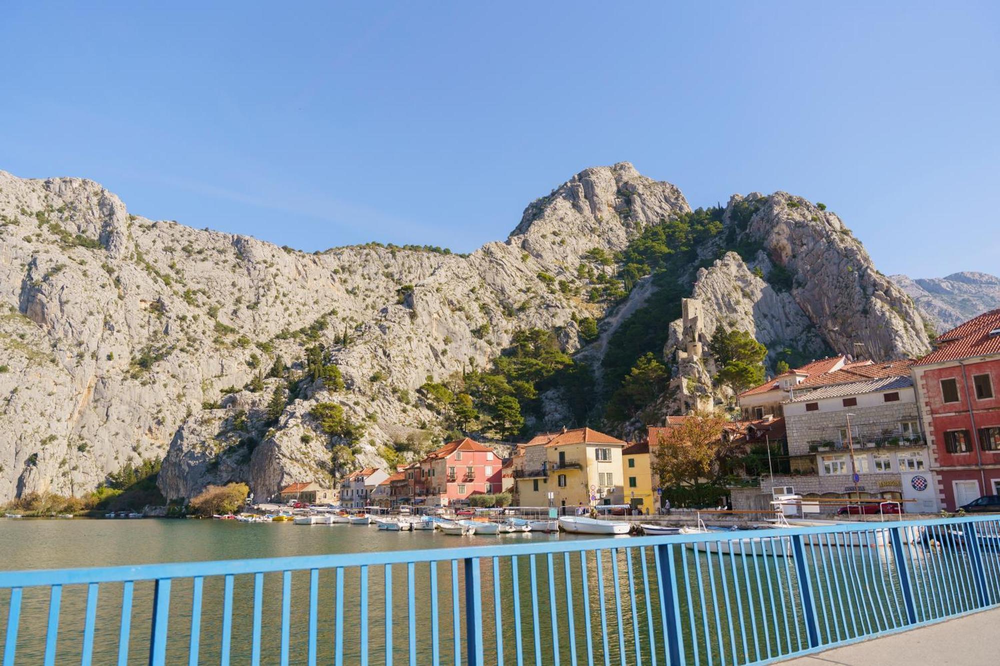 Sunny Apartment Omiš Exteriér fotografie