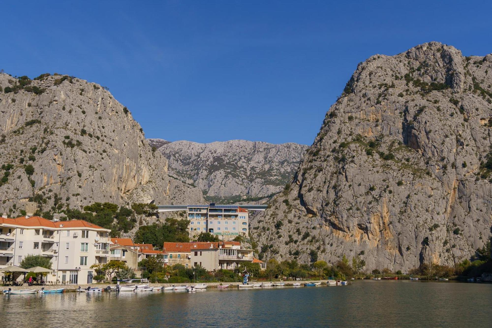 Sunny Apartment Omiš Exteriér fotografie